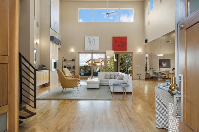 7816 Florence Avenue NE, Albuquerque, NM 87122