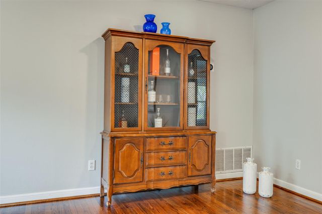 501 W 17th Street, Houston, TX 77008