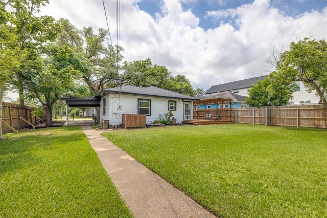 501 W 17th Street, Houston, TX 77008