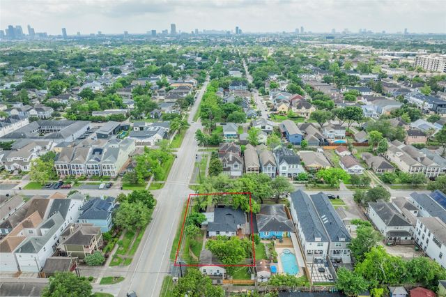 501 W 17th Street, Houston, TX 77008