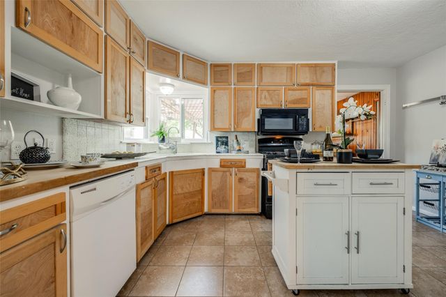 501 W 17th Street, Houston, TX 77008