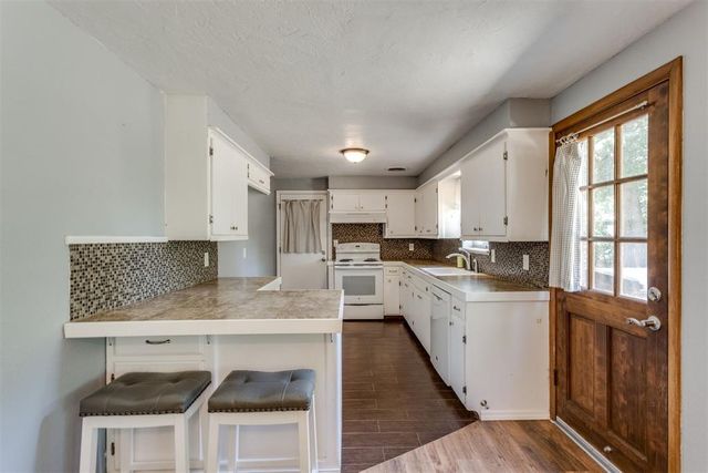 1533 Canterbury Street, Norman, OK 73069