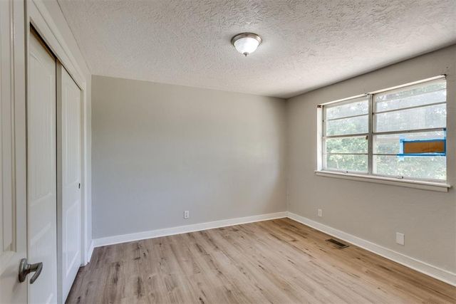 1533 Canterbury Street, Norman, OK 73069