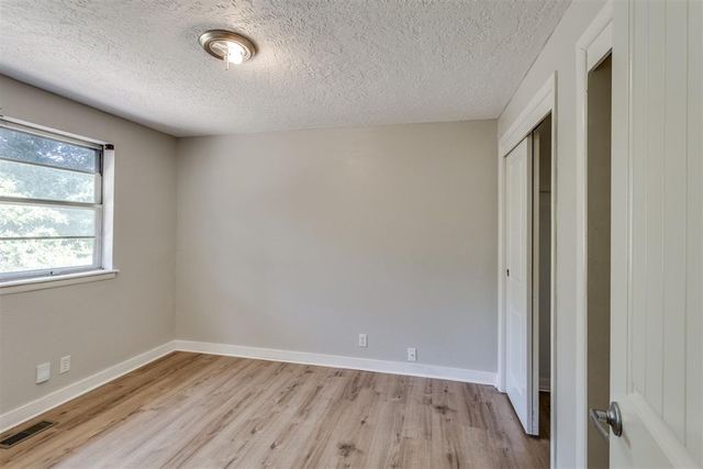 1533 Canterbury Street, Norman, OK 73069