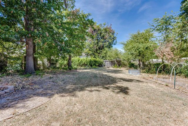 1533 Canterbury Street, Norman, OK 73069