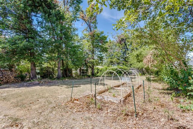 1533 Canterbury Street, Norman, OK 73069