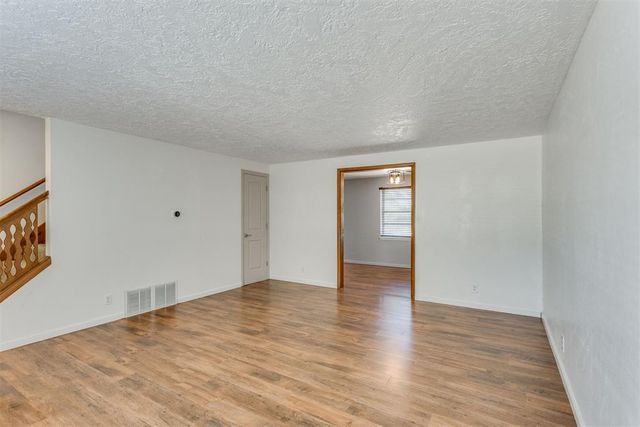 1533 Canterbury Street, Norman, OK 73069