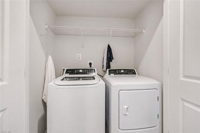 5847 Ginger DR, Providence Forge, VA 23140
