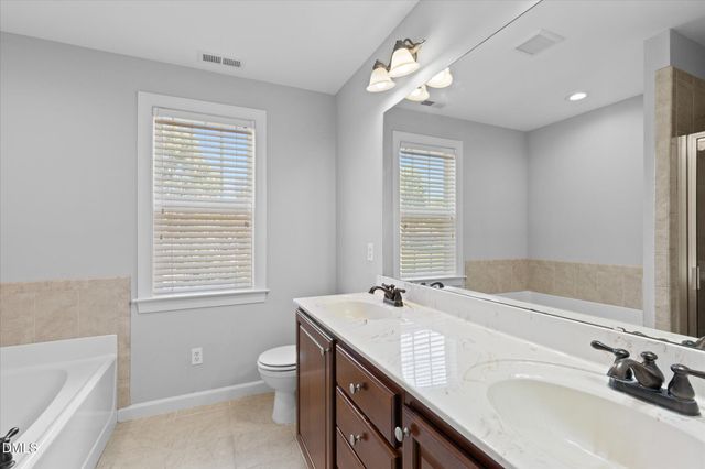 2509 Huntdale Trail, Zebulon, NC 27597