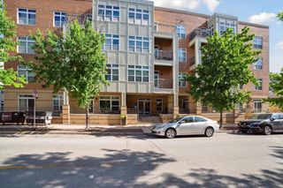 1925 N Water STREET #100, Milwaukee, WI 53202