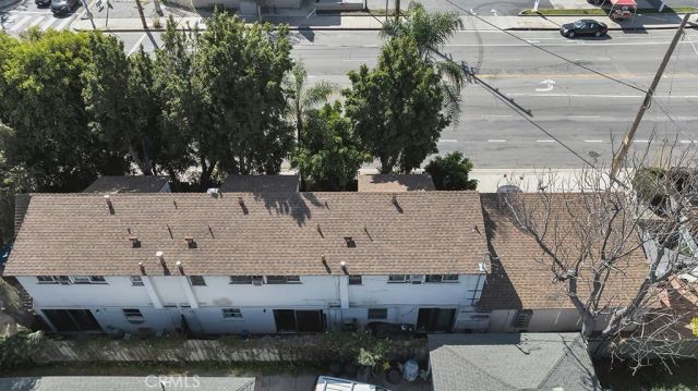11667 Burbank, North Hollywood, CA 91601