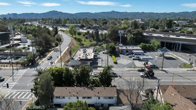 11667 Burbank, North Hollywood, CA 91601