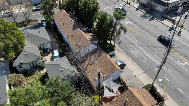11667 Burbank, North Hollywood, CA 91601