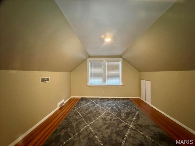 5730 Park Lane, St Louis, MO 63147