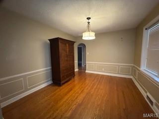 5730 Park Lane, St Louis, MO 63147