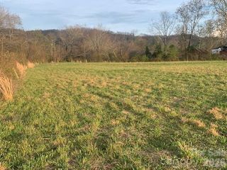 7.33AC COM CHIMNEY ROCK Highway 1,2,3, Edneyville, NC 28792