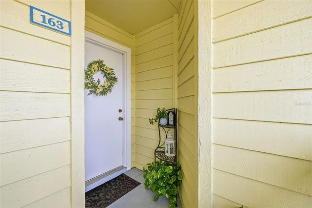 455 ALT 19 S 163, Palm Harbor, FL 34683