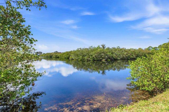 455 ALT 19 S 163, Palm Harbor, FL 34683