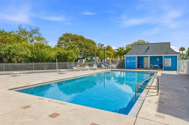 455 ALT 19 S 163, Palm Harbor, FL 34683