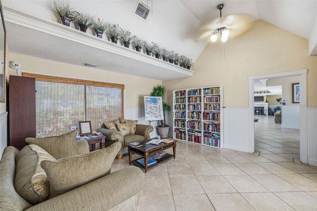 455 ALT 19 S 163, Palm Harbor, FL 34683