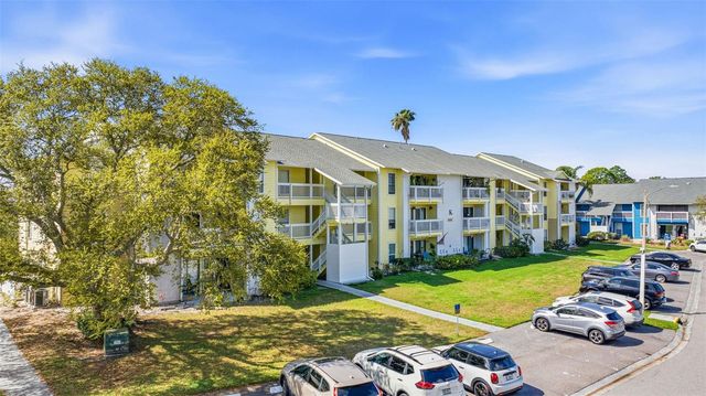 455 ALT 19 S 163, Palm Harbor, FL 34683