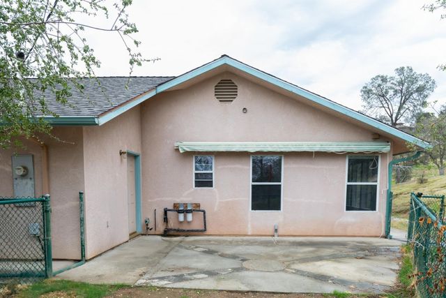 41508 Roaring River Court, Coarsegold, CA 93614
