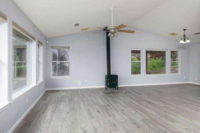 41508 Roaring River Court, Coarsegold, CA 93614