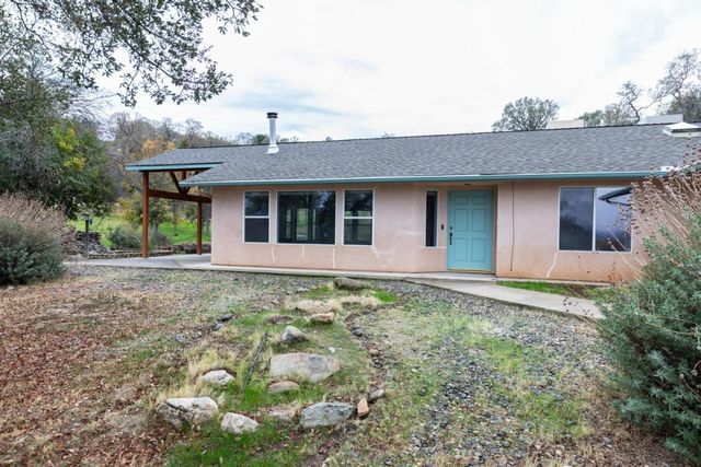 41508 Roaring River Court, Coarsegold, CA 93614
