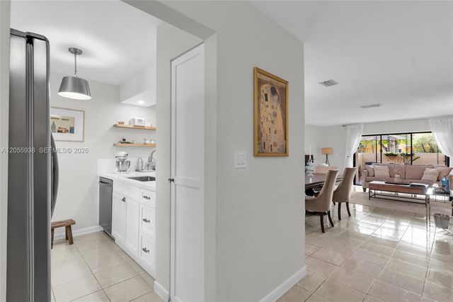 6256 SW 136th Ct 104E, Miami, FL 33183