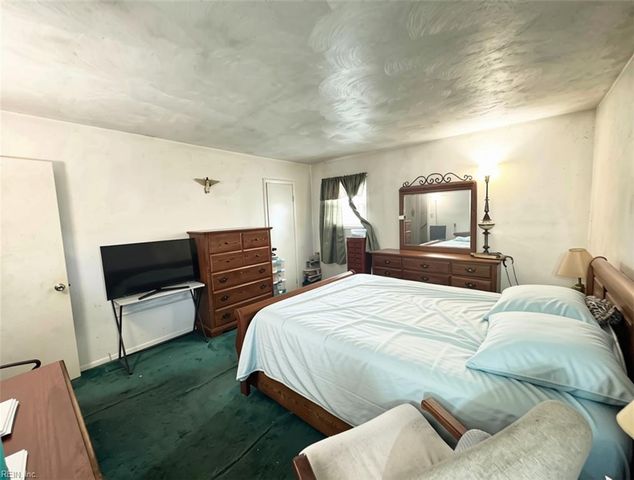 844 Parapet RD, Chesapeake, VA 23323