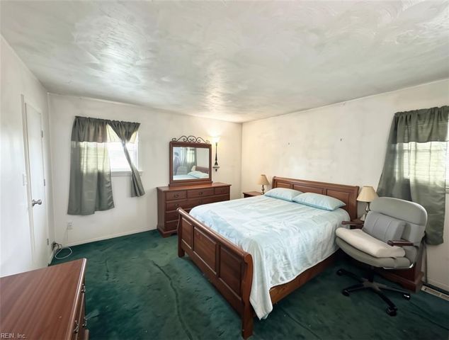 844 Parapet RD, Chesapeake, VA 23323