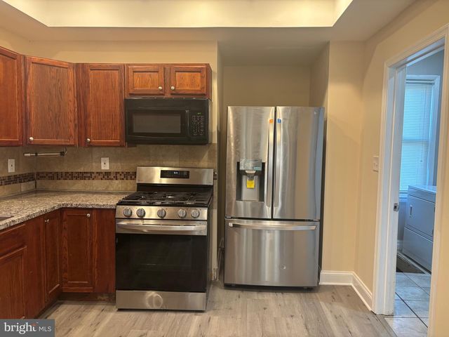 6801 JAMES FARMER WAY, Capitol Heights, MD 20743