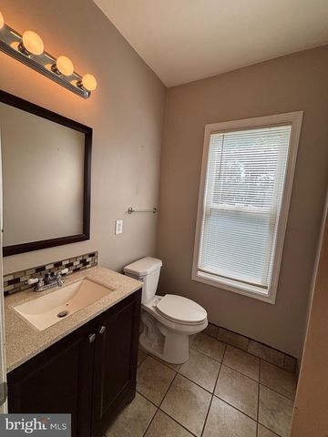 6801 JAMES FARMER WAY, Capitol Heights, MD 20743