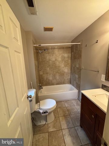 6801 JAMES FARMER WAY, Capitol Heights, MD 20743