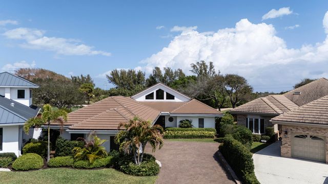 18534 SE Prestwick Lane, Jupiter, FL 33469