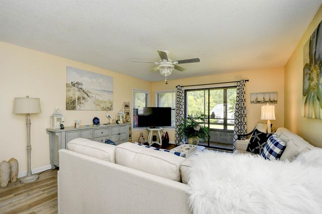 501 Maison Dr Apt C12, Myrtle Beach, SC 29572