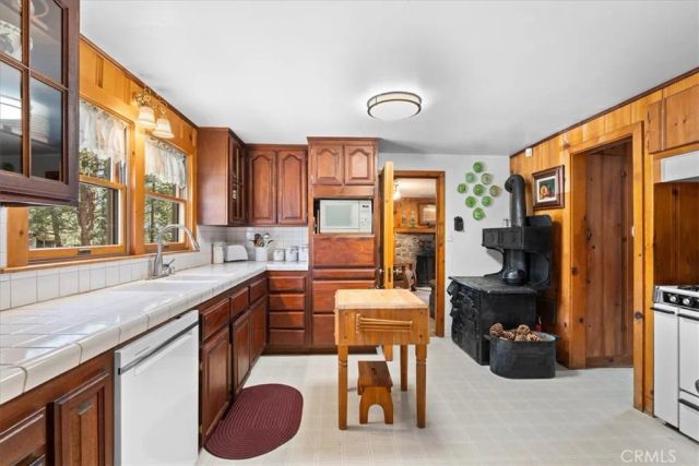 5708 Sycamore, Wrightwood, CA 92397