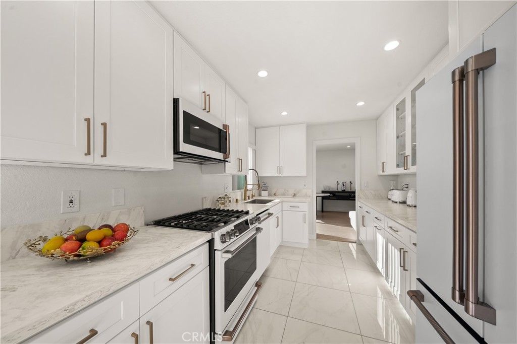 11568 Luanda Street, Sylmar, CA 91342 — photo 5