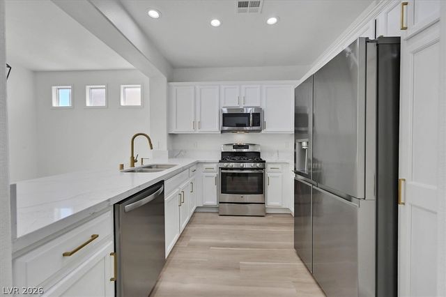 9521 Perennial View Avenue, Las Vegas, NV 89148