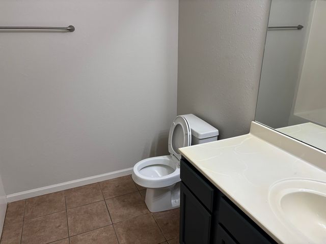 4012 SNOWY OWL DR, Columbia, MO 65202