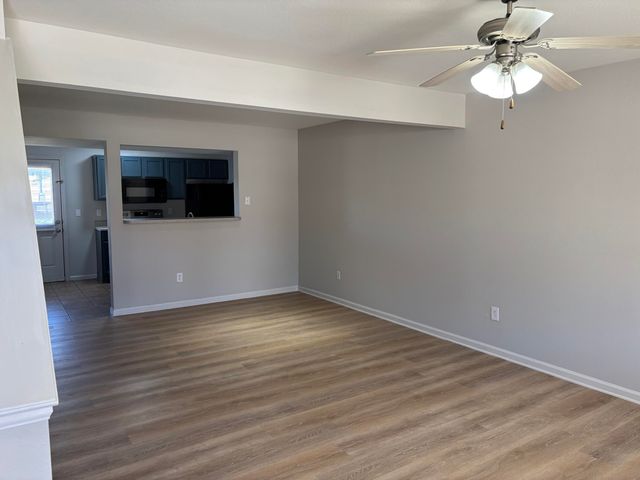 4012 SNOWY OWL DR, Columbia, MO 65202