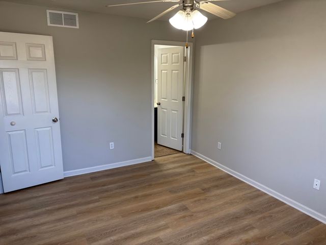 4012 SNOWY OWL DR, Columbia, MO 65202