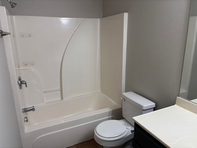 4012 SNOWY OWL DR, Columbia, MO 65202