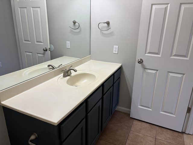 4012 SNOWY OWL DR, Columbia, MO 65202