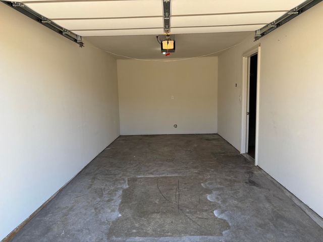 4012 SNOWY OWL DR, Columbia, MO 65202