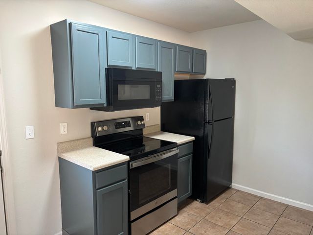 4012 SNOWY OWL DR, Columbia, MO 65202