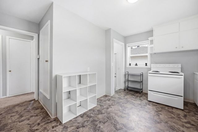 1321 9th Avenue S, Moorhead, MN 56560