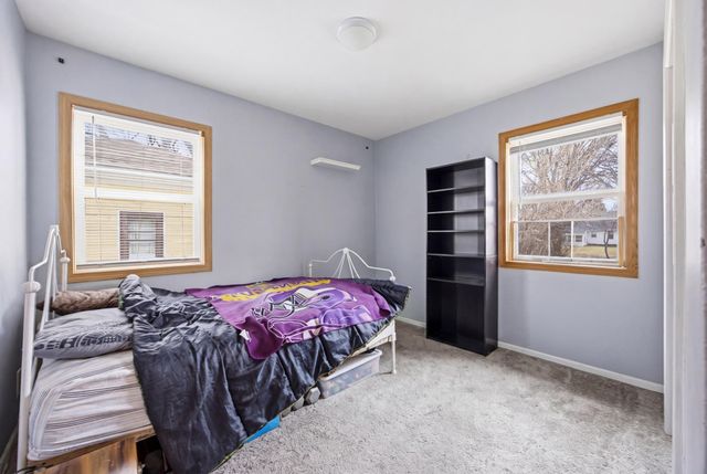 1321 9th Avenue S, Moorhead, MN 56560