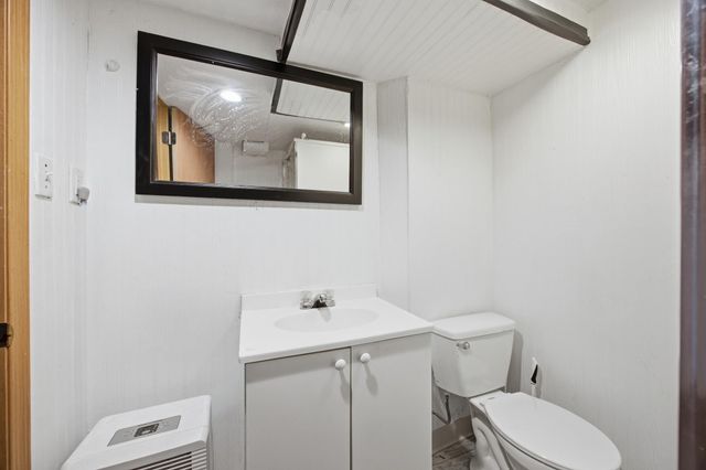 1321 9th Avenue S, Moorhead, MN 56560