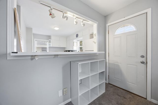 1321 9th Avenue S, Moorhead, MN 56560